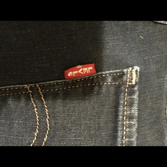 Levi’s Curvy Straight - Picture 10 of 10